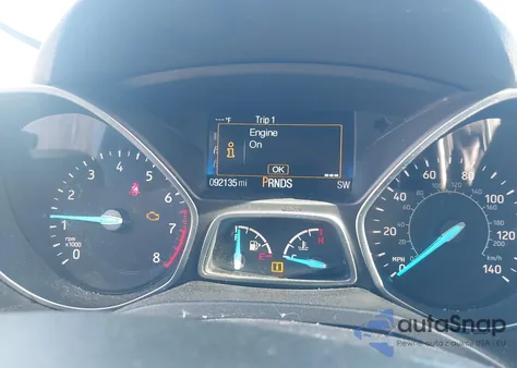 2017 Ford Escape Titanium из США, поврежденный, VIN 1FMCU9J96HUC94393